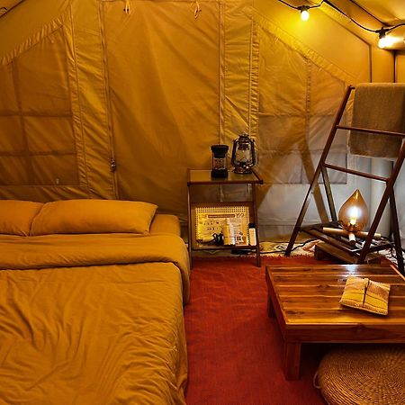 October Hostel Chiangmai Chiang Mai Dış mekan fotoğraf