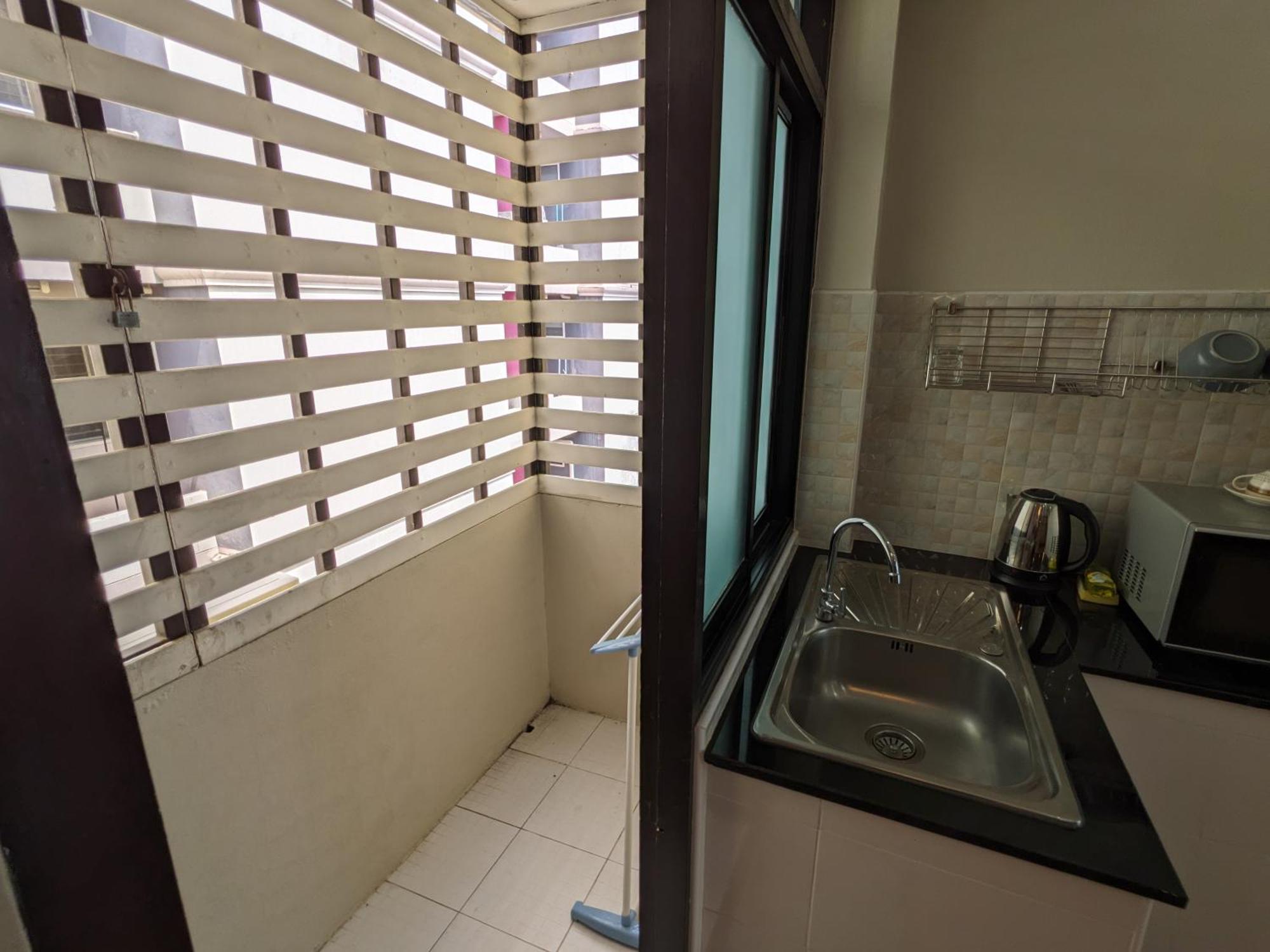 October Hostel Chiangmai Chiang Mai Dış mekan fotoğraf
